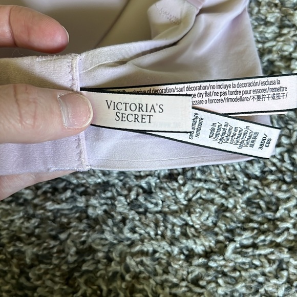 Victoria's Secret light pink Bra size 38DD - Picture 3 of 4